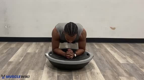Bosu Ball dirsek plankı