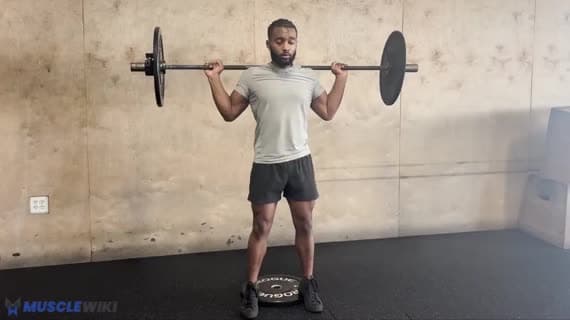 Squat con bilanciere, talloni sollevati