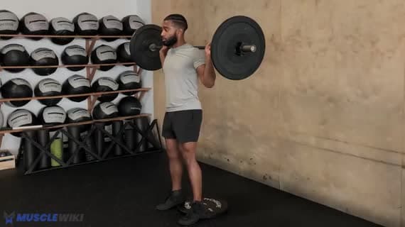 Squat con bilanciere, talloni sollevati