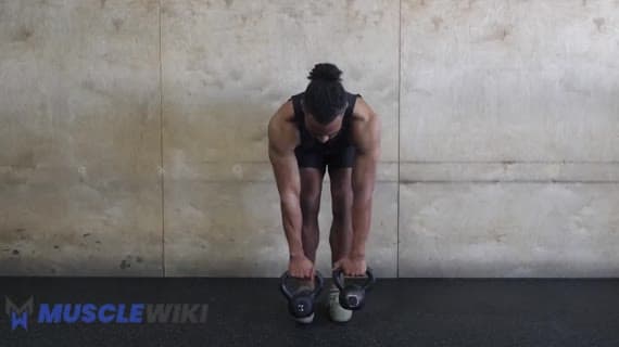 Kettlebell-Rudern für hintere Schulter (beidarmig)